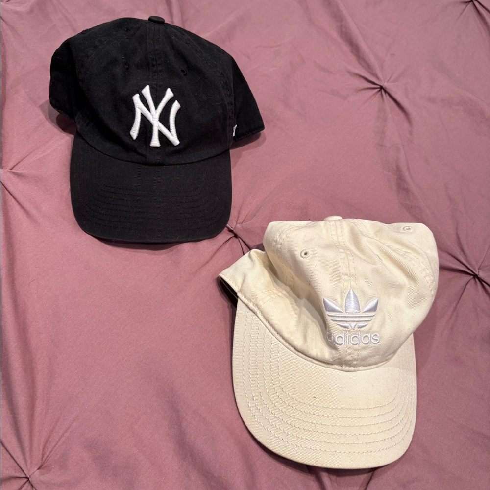 Bundle Adidas Gray and Cream Cap/Black NY Yankees Cap